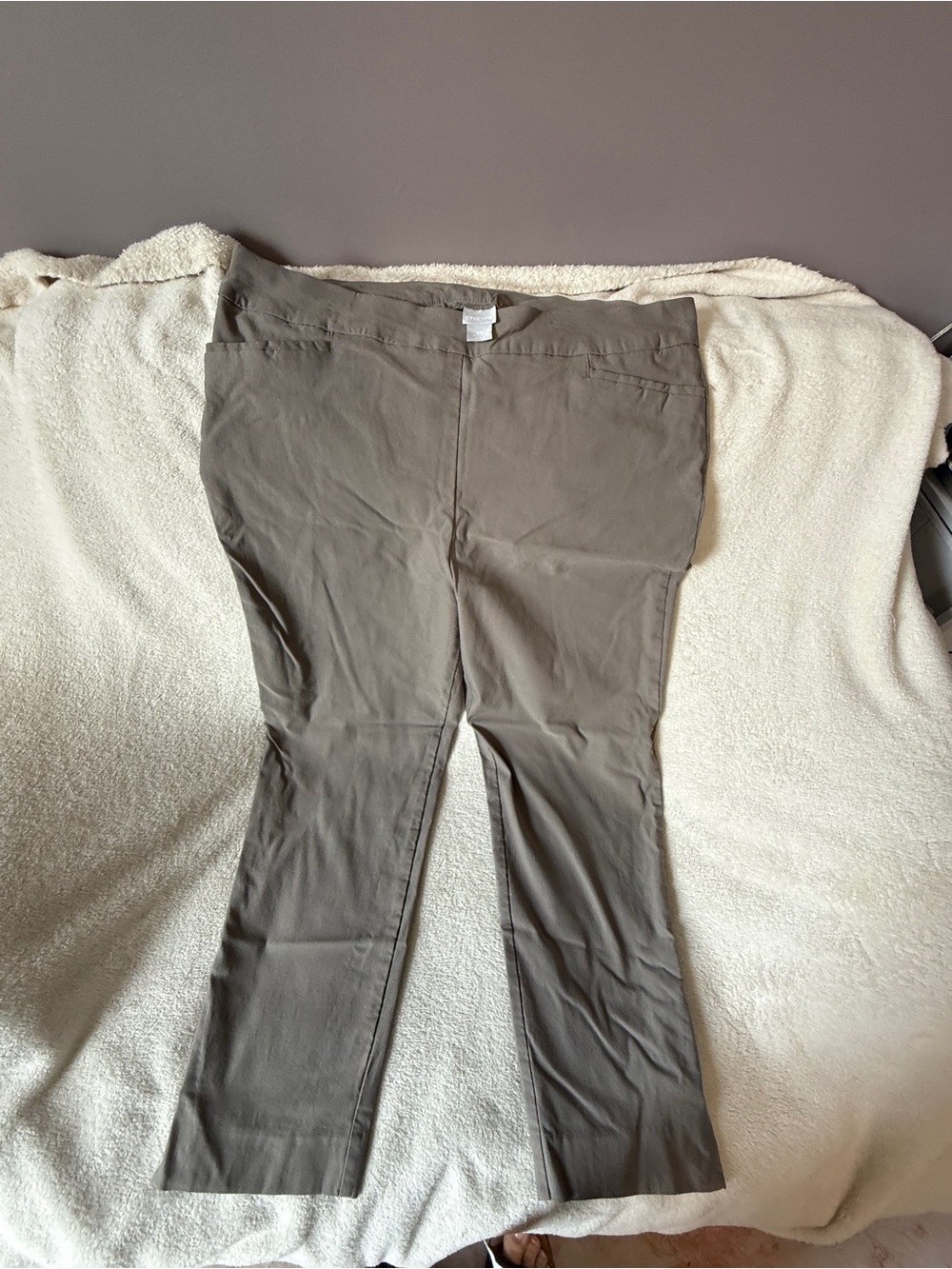 Chico’s Women’s 3R Taupe Pull On Stretch Straight Leg Pants